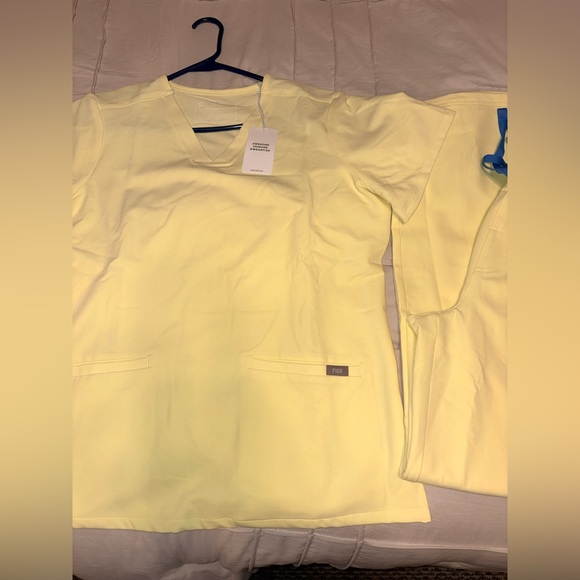 Figs - Picture 2 of 4